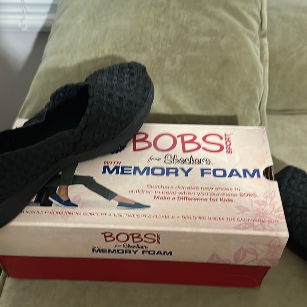 Skechers Black Flats Comfortable Loafers